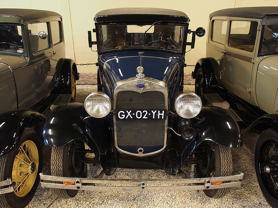 Tudor Sedan — Standard & Deluxe — 1930 Ford Model A Tudor Sedan — Standard & Deluxe